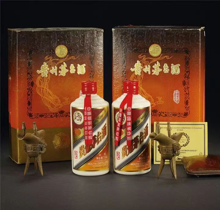 察哈尔右翼前礼盒茅台酒回收